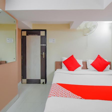 Hotel O Lindsay Inn Guest House Bara Bazar Екстер'єр фото